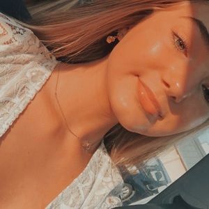 Meet your Posher, Giorgia